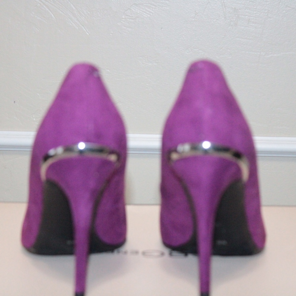 MARC FISHER LTD ABIENE POINTY TOE BLOCK HEEL PUMP, MAGENTA SUEDE - Picture 3 of 7